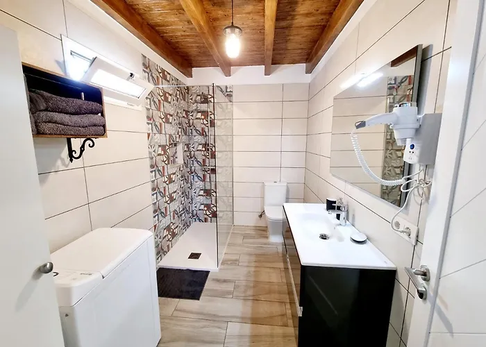 Apartament En Con Vista Al Mar Mala