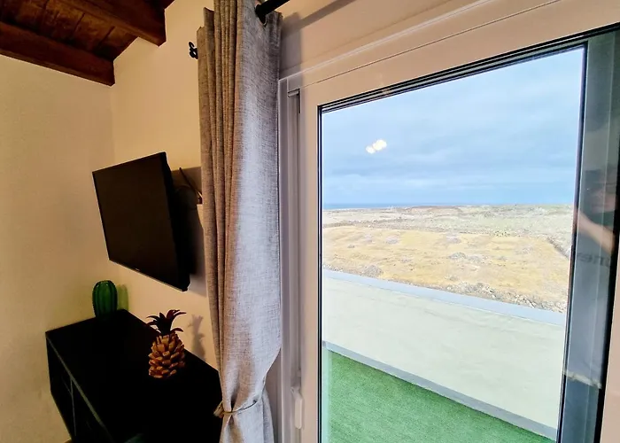 En Con Vista Al Mar Mala